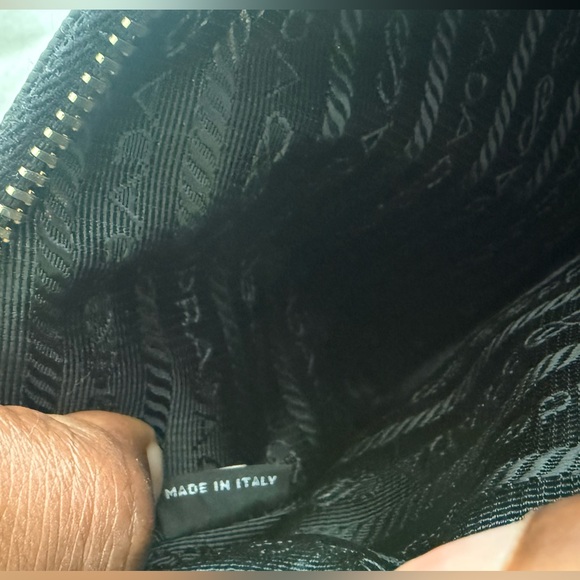 Prada re edition 2005 crossbody bag - Picture 9 of 12